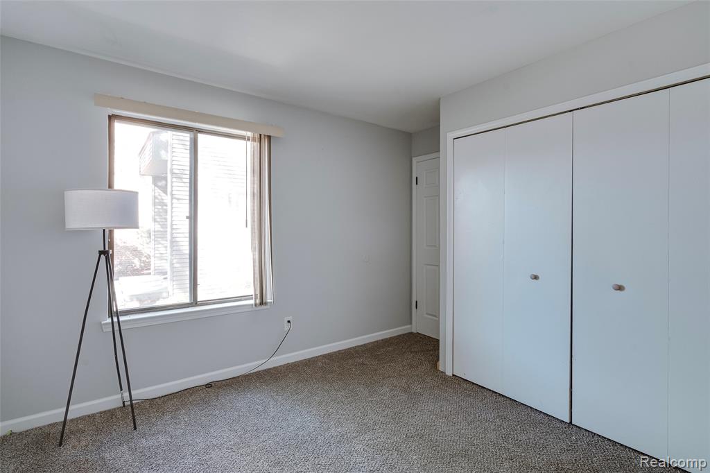 42481 Lilley Pointe Drive, Canton, MI 48187 — Photo 30