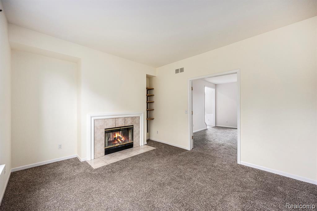 49620 Dunhill Drive, Macomb, MI 48044 — Photo 29