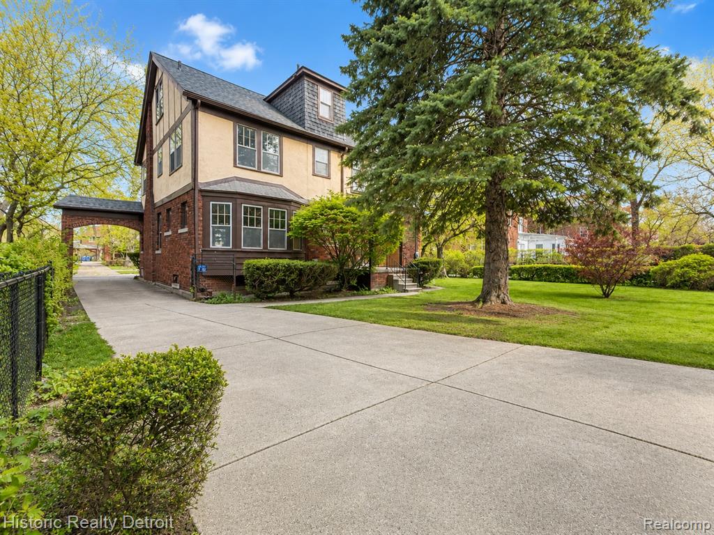 505 Fiske Drive, Detroit, MI 48214 — Photo 21
