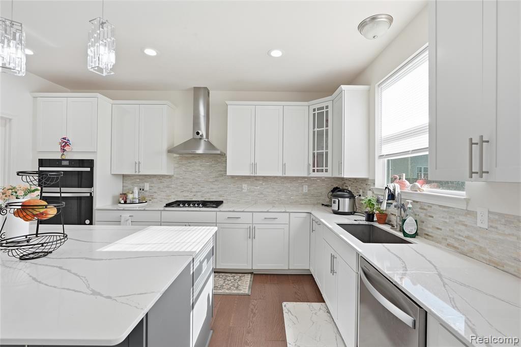 20975 Calabrese Drive, South Lyon, MI 48178 — Photo 12