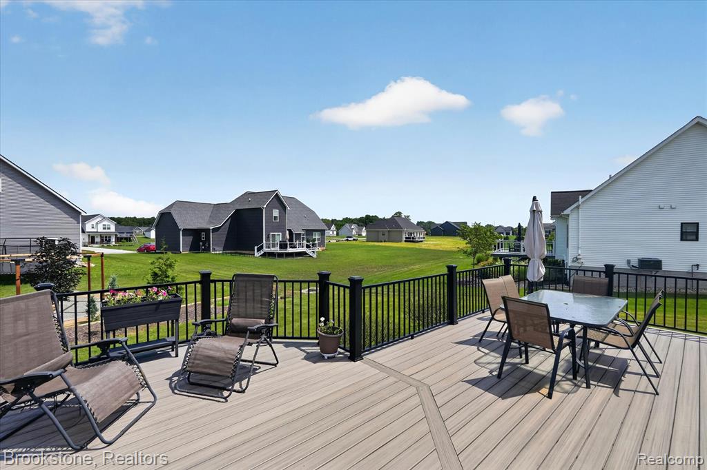 9830 Loretta Lane, South Lyon, MI 48178 — Photo 52