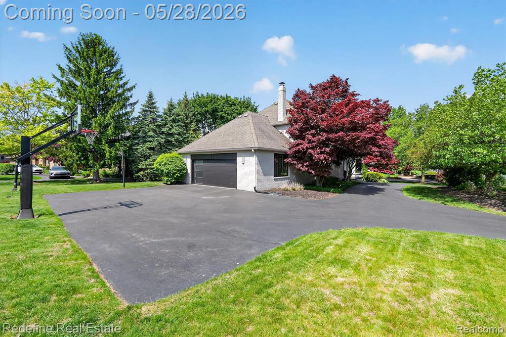 4296 Barcroft Way, West Bloomfield, MI 48323 — Photo 49