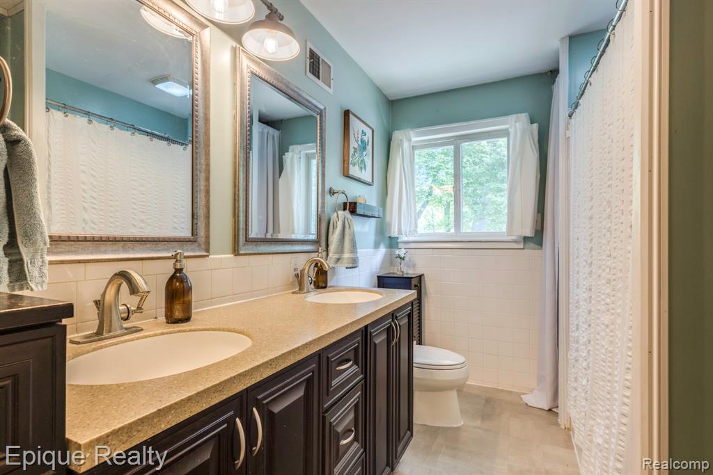 3750 Parker Road, Fort Gratiot, MI 48059 — Photo 27