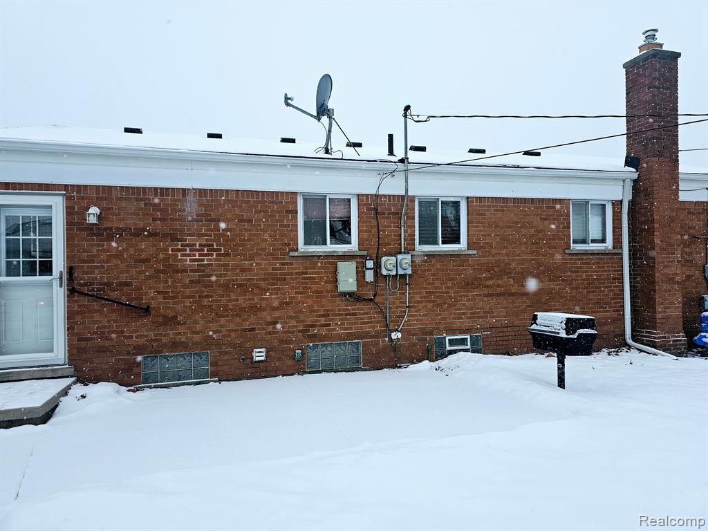 6104 SHADOWLAWN Street, Dearborn Heights, MI 48127 — Photo 17