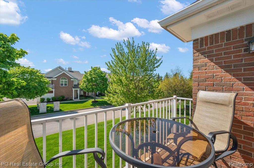 46104 BALDWIN Drive, Macomb, MI 48044 — Photo 17