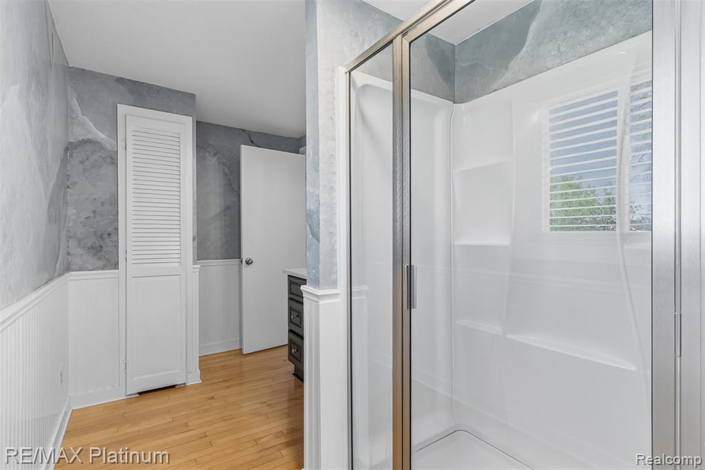 315 S West Street, Fenton, MI 48430 — Photo 24