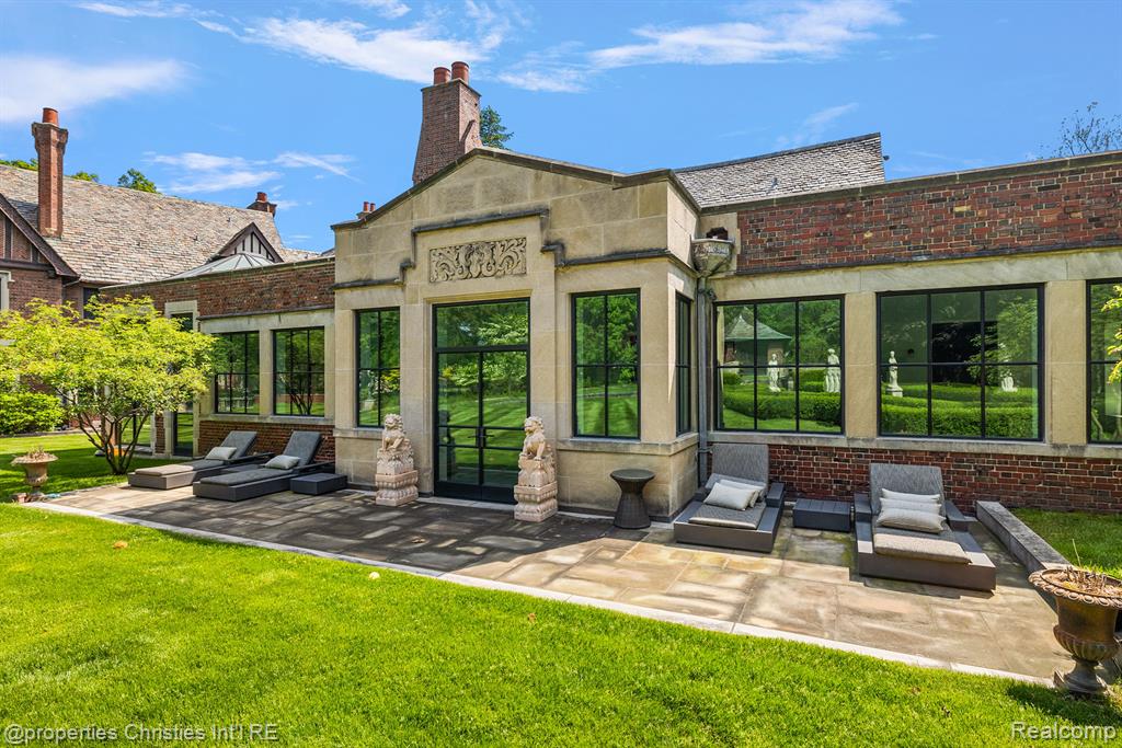 1771 BALMORAL Drive, Detroit, MI 48203 — Photo 83
