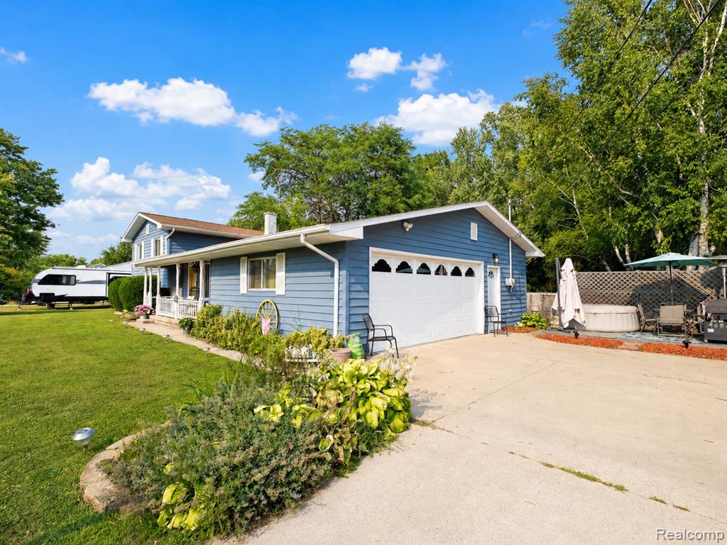 5197 Capri Lane, Flint, MI 48507