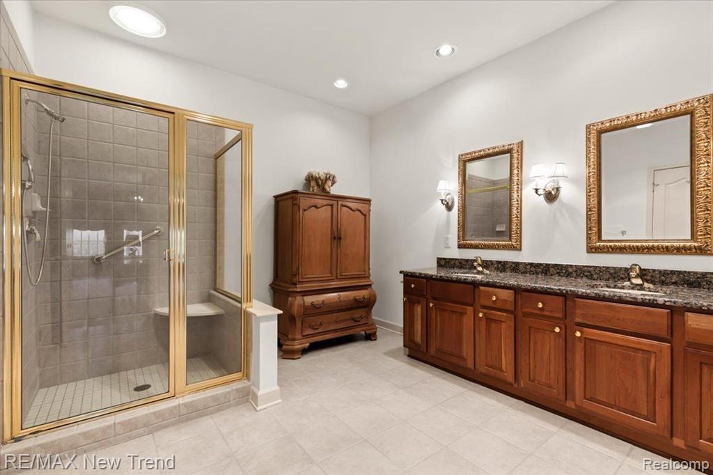 16502 CYPRESS Court, Northville, MI 48168 — Photo 18