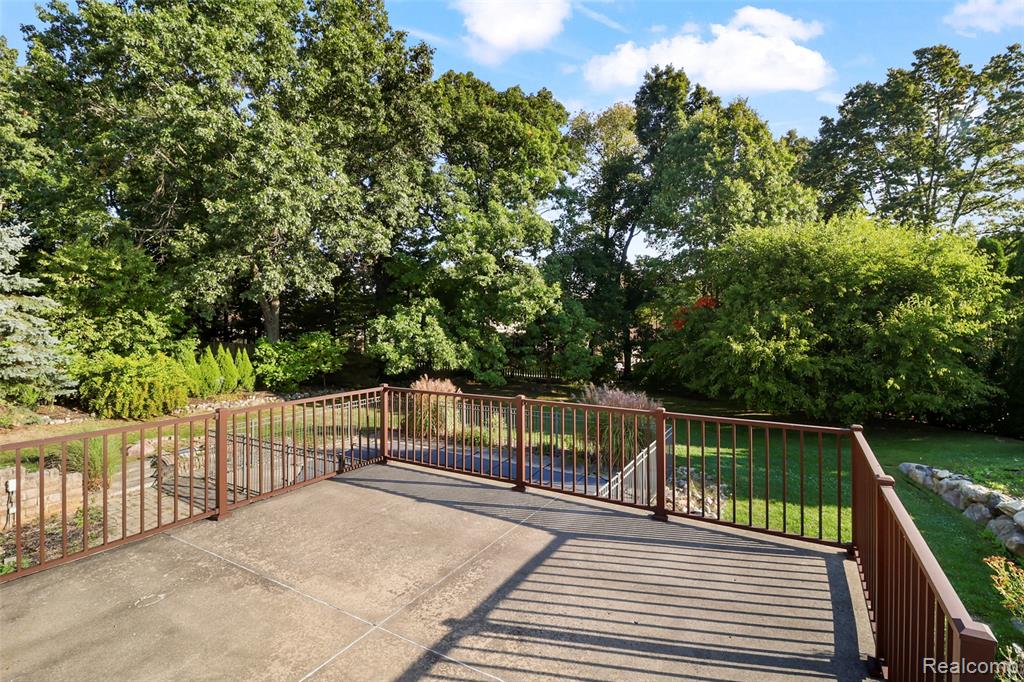 1075 Long Leaf Court, Brighton, MI 48116 — Photo 42