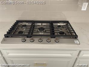 40055 Premier Drive, Plymouth, MI 48170 — Photo 32