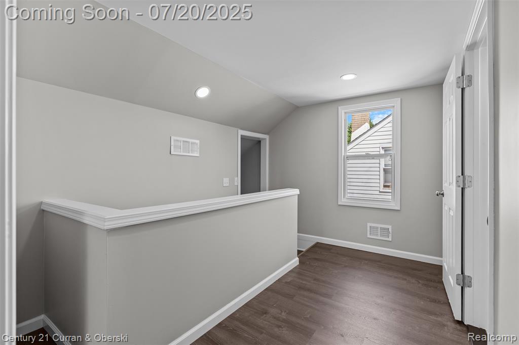 438 Mayflower Avenue, Lincoln Park, MI 48146 — Photo 17