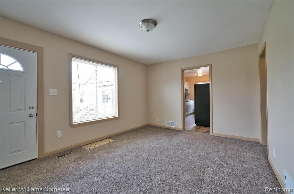 51 SPOKANE Drive, Pontiac, MI 48341 — Photo 38