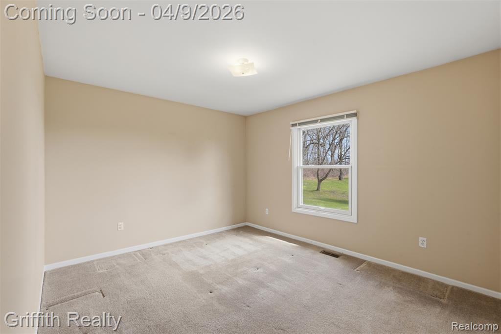 6005 Carscadden Way, Highland, MI — Photo 33