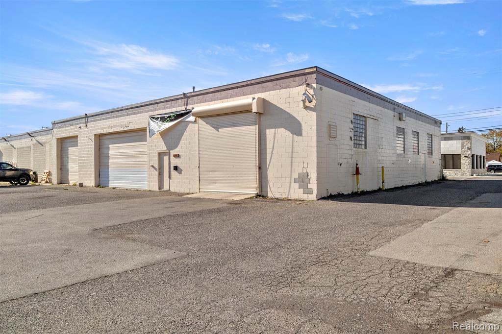 6975 N WAVERLY Street, Dearborn Heights, MI 48127 — Photo 24