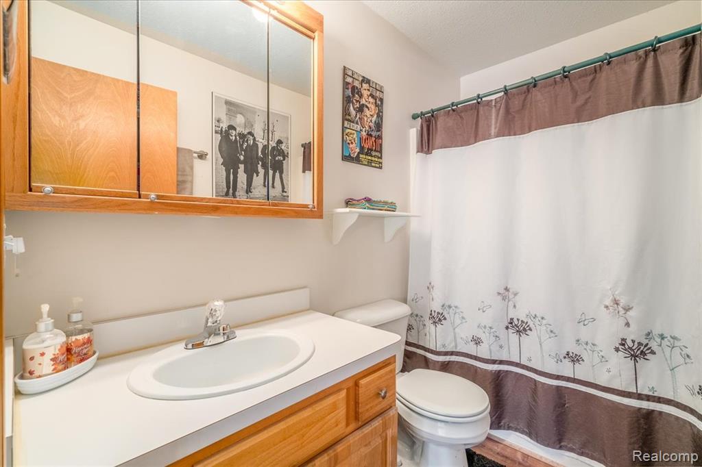 204 Marigold Circle, Westland, MI — Photo 19