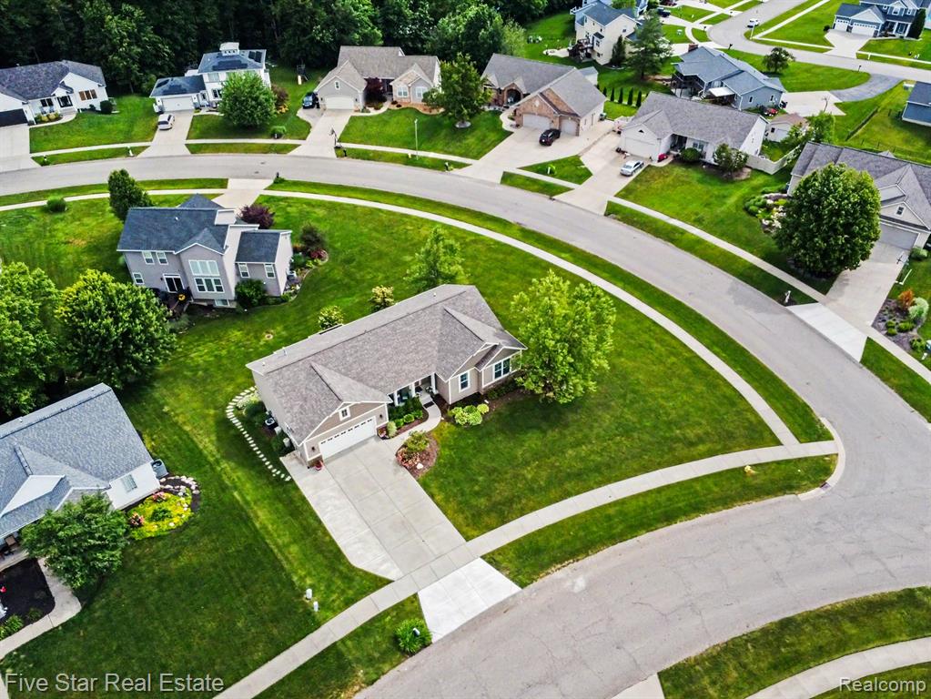3245 Deep Rose Drive, Hudsonville, MI 49426 — Photo 28