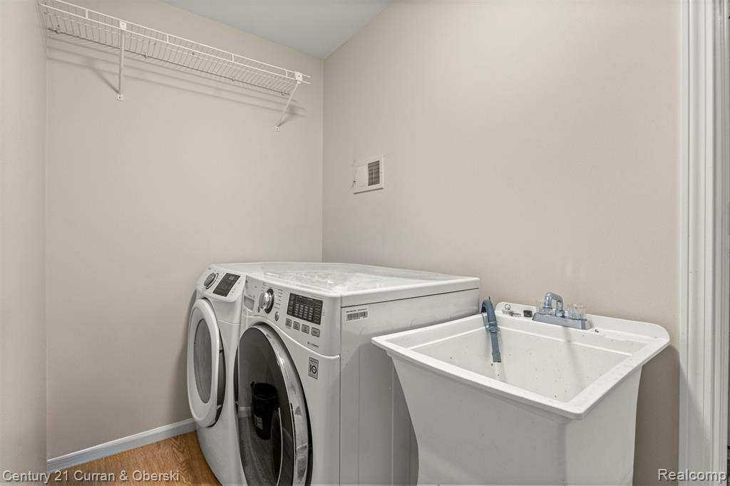 3099 Village Circle, Ann Arbor, MI 48108 — Photo 17