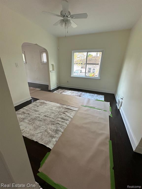 7060 ORCHARD Avenue, Warren, MI 48091 — Photo 9