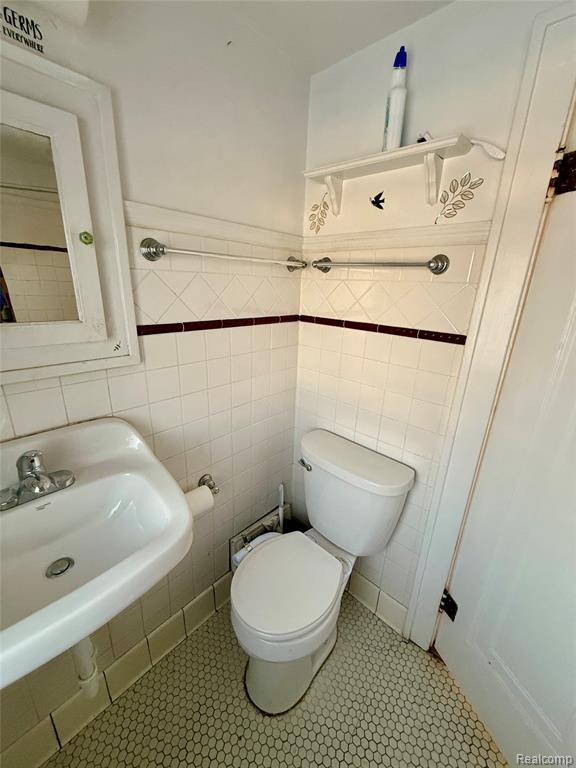 630 Buckingham Ave, Flint, MI 48507 — Photo 17