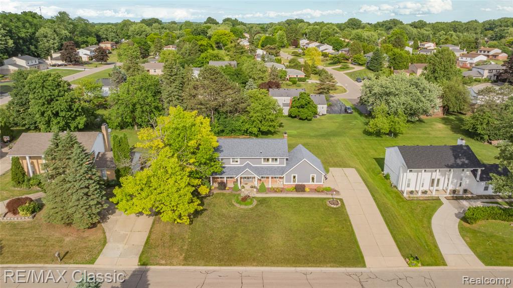 5651 Warrenshire Drive, West Bloomfield, MI — Photo 2