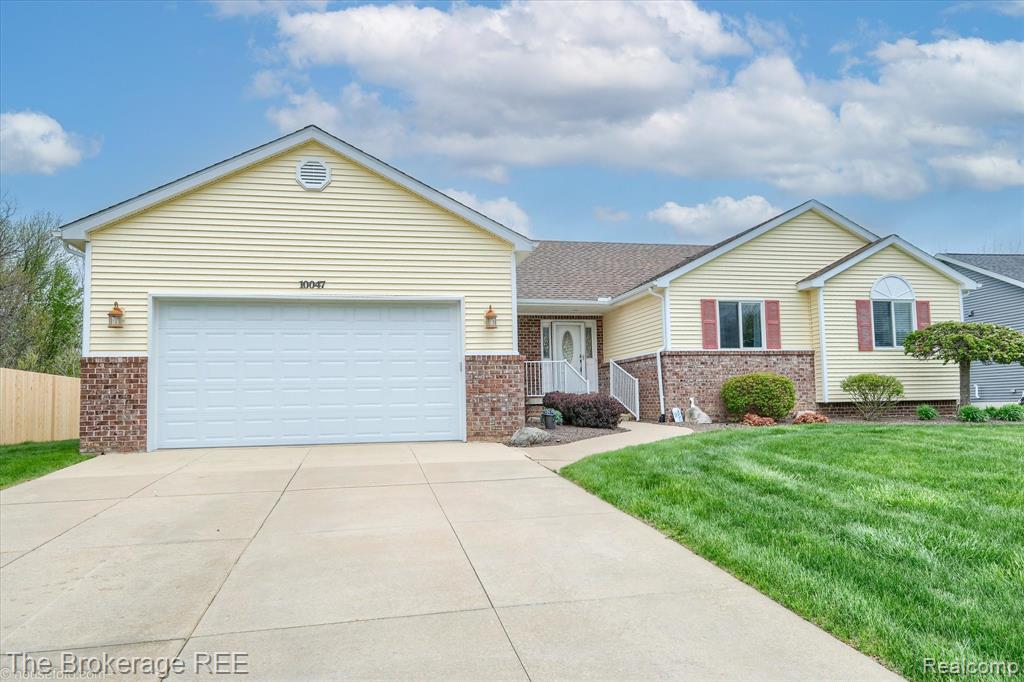 10047 Fox Run Drive, Davison, MI 48423 — Photo 2