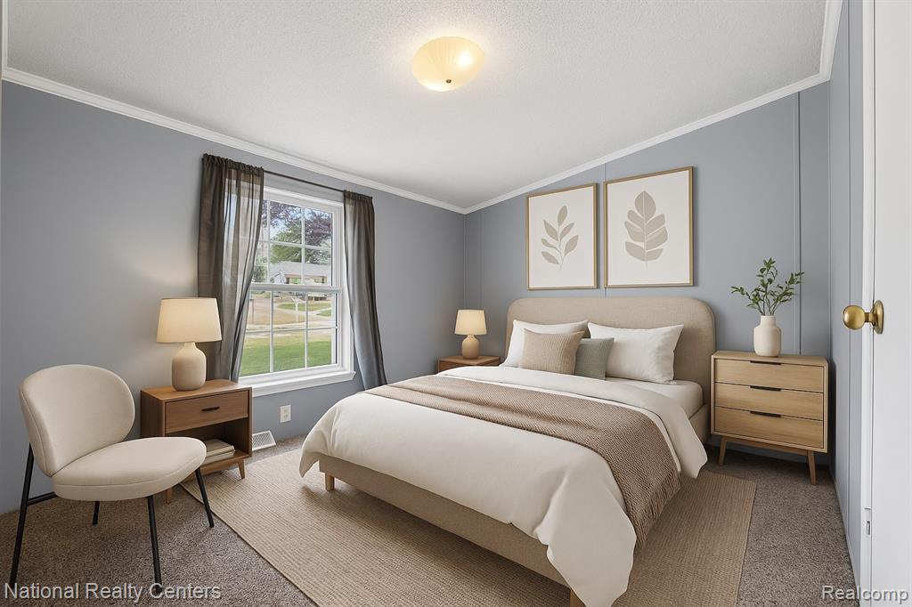 4065 Manitoba Street, Auburn Hills, MI 48326 — Photo 10