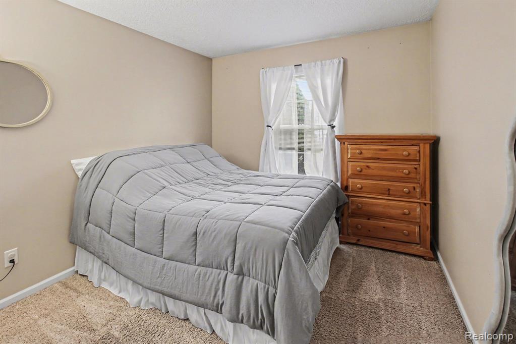 4394 Harrier Lane, Burton, MI 48519 — Photo 17