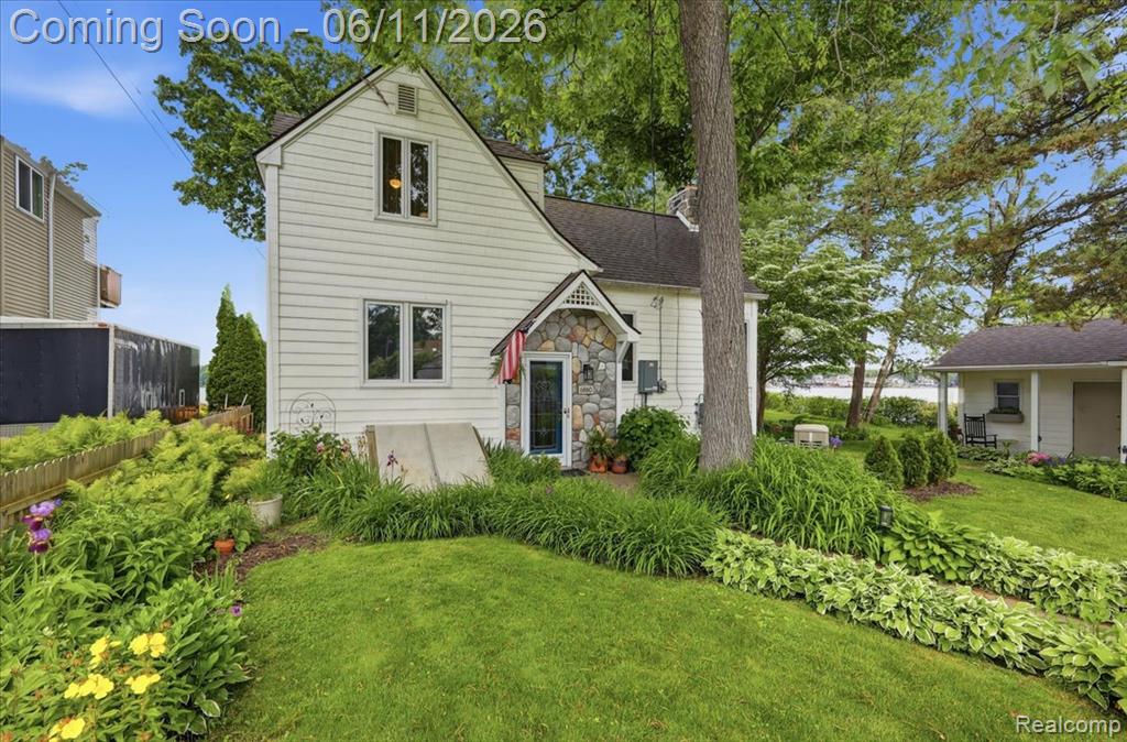 6880 Forestlawn Court, Waterford, MI 48327 — Photo 48