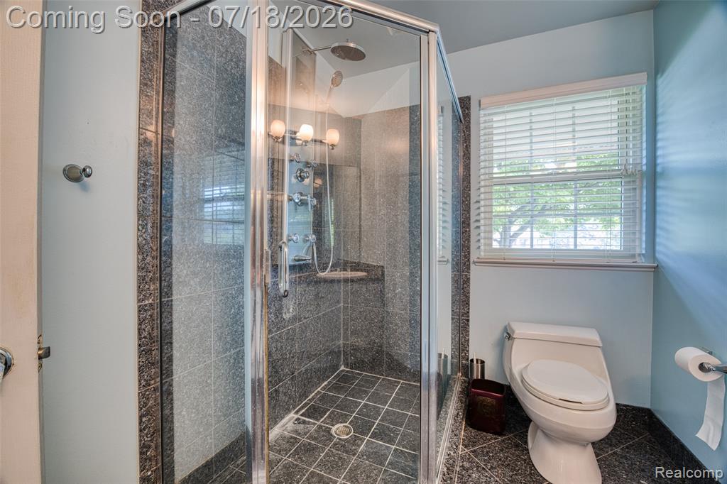 7482 Sheffield, West Bloomfield, MI — Photo 17
