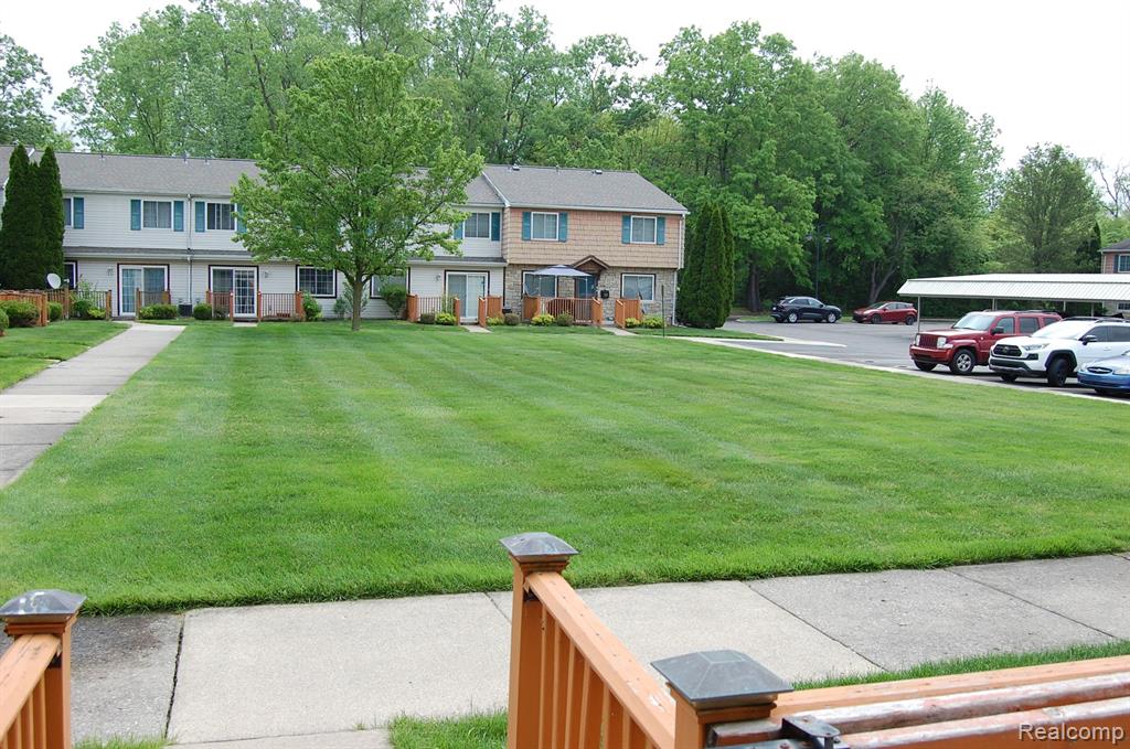 16529 TERRACE VILLAGE Drive, Taylor, MI 48180 — Photo 20