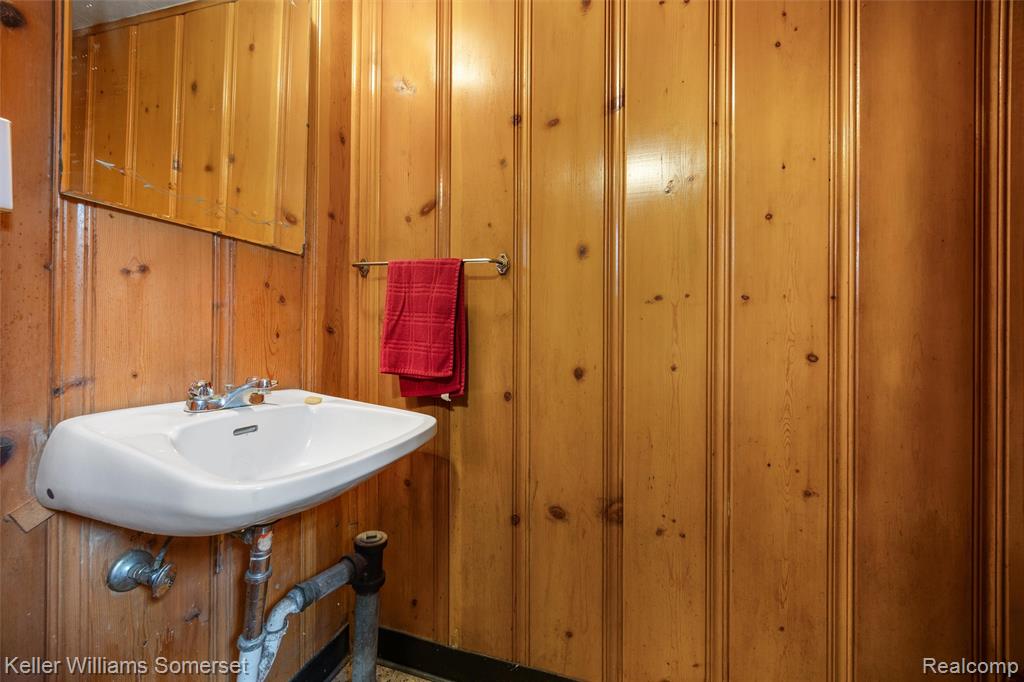 2960 Kenmore Road, Berkley, MI 48072 — Photo 30