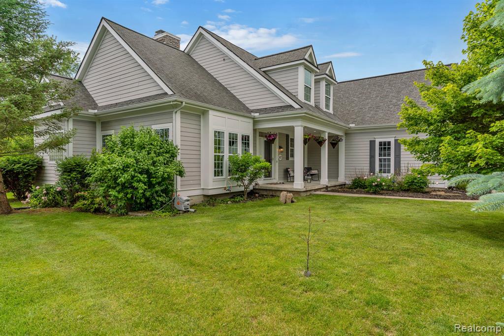 5827 WESTWOOD Drive, Grand Blanc, MI 48439 — Photo 3