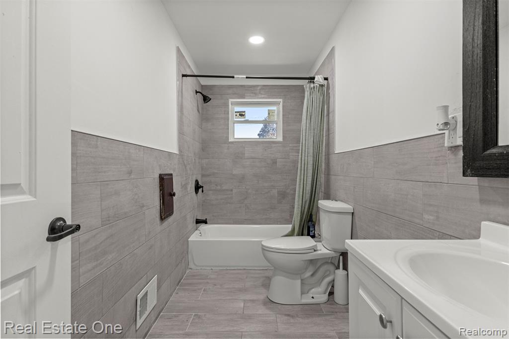 29522 Grandview Street, Inkster, MI 48141 — Photo 15