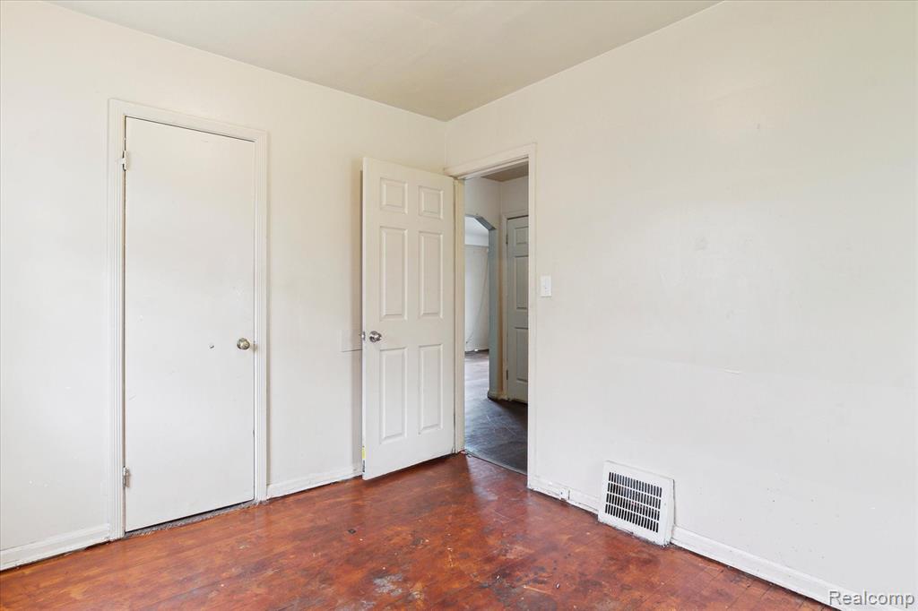 7731 EVERGREEN Avenue, Detroit, MI 48228 — Photo 18