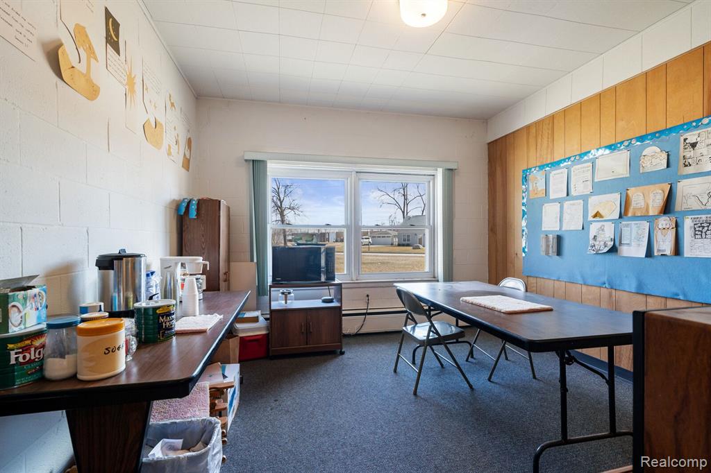 510 W GIRARD Avenue, Madison Heights, MI 48071 — Photo 20