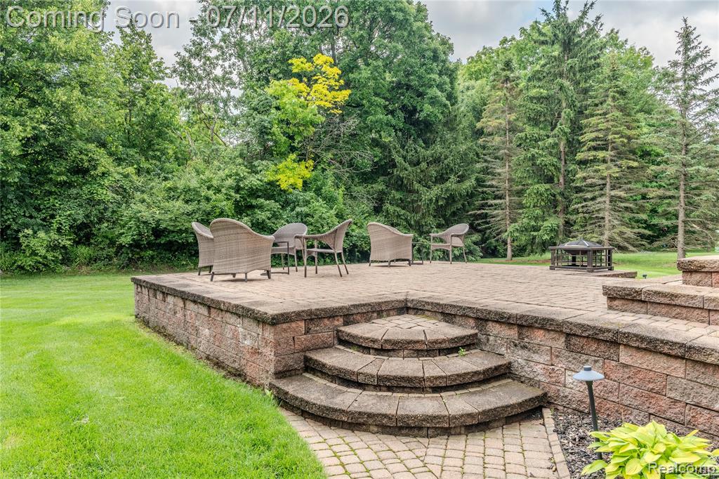 819 Majestic Drive, Rochester Hills, MI 48306 — Photo 40