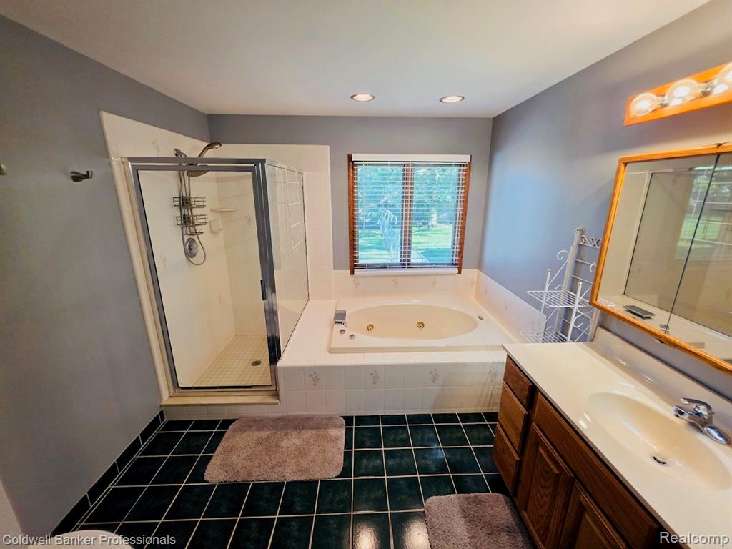 412 Rosette Street, Holly, MI 48442 — Photo 25