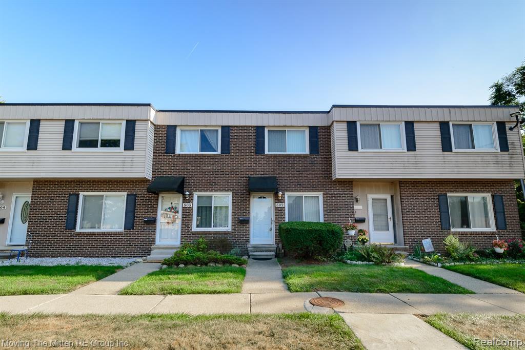 502 Estrada Drive, Belleville, MI 48111 — Photo 24