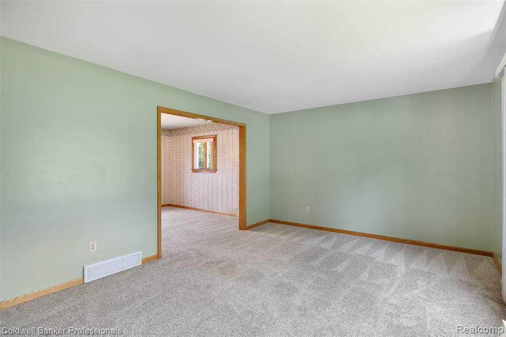 6635 EASTLAWN Avenue, Clarkston, MI — Photo 10