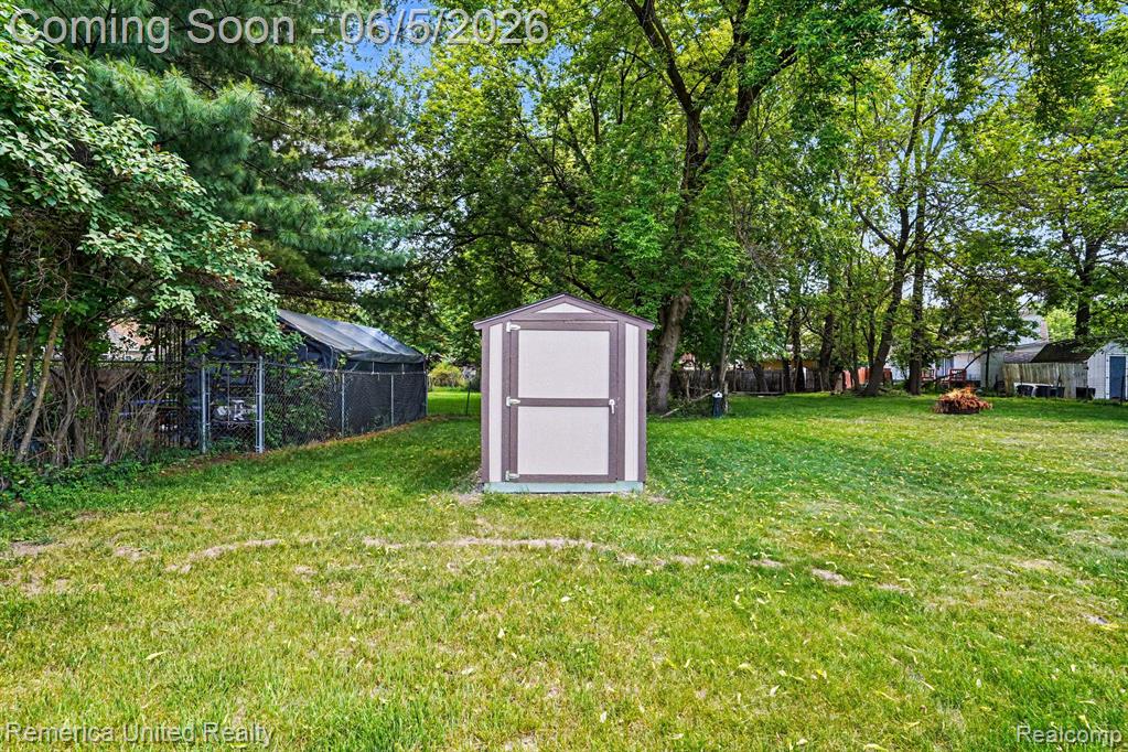 1024 Lee Street, Fenton, MI 48430 — Photo 24