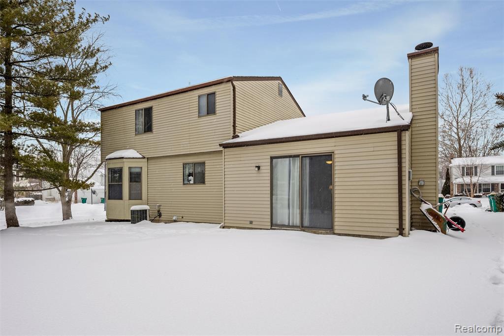 5695 CAREN Drive, Ypsilanti, MI 48197 — Photo 30