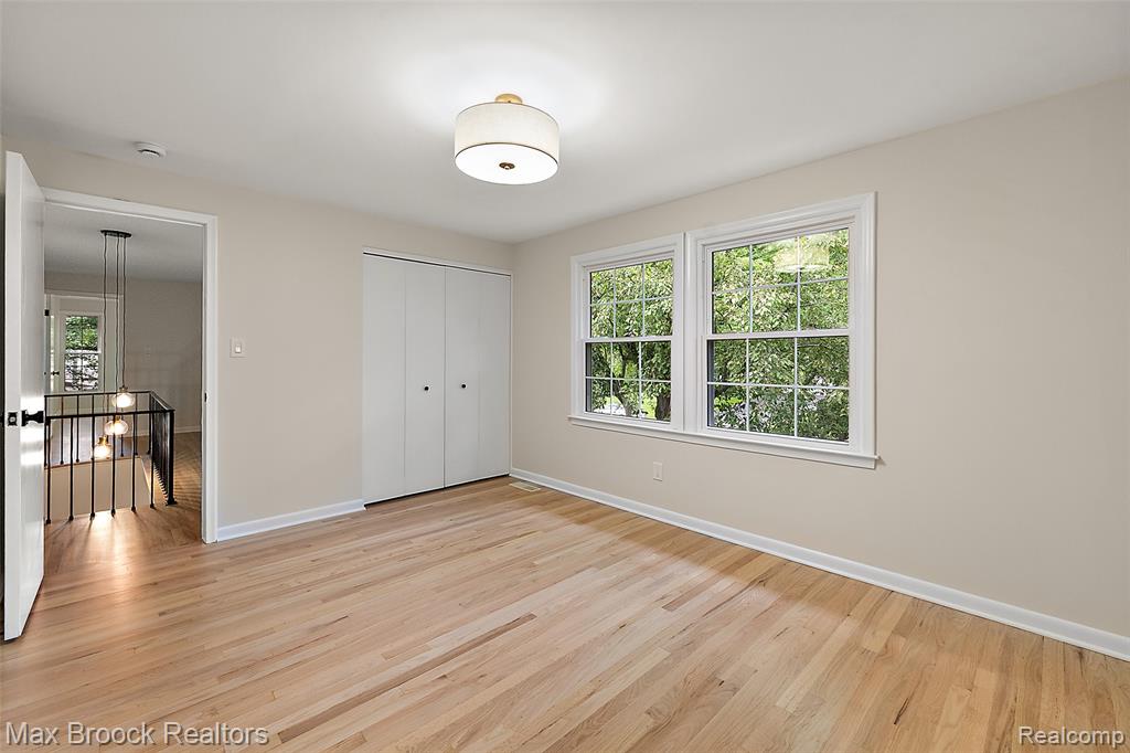 4525 Valleyview Drive, West Bloomfield, MI 48323 — Photo 19