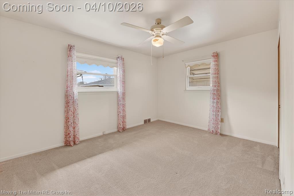 6623 N Silvery Lane, Dearborn Heights, MI 48127 — Photo 19