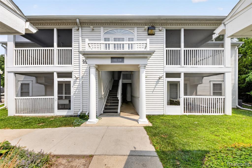 2247 S Main Street, 23, Ann Arbor, MI 48103