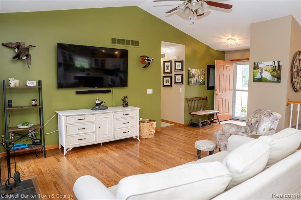 4152 Emily Court, Howell, MI 48843 — Photo 10