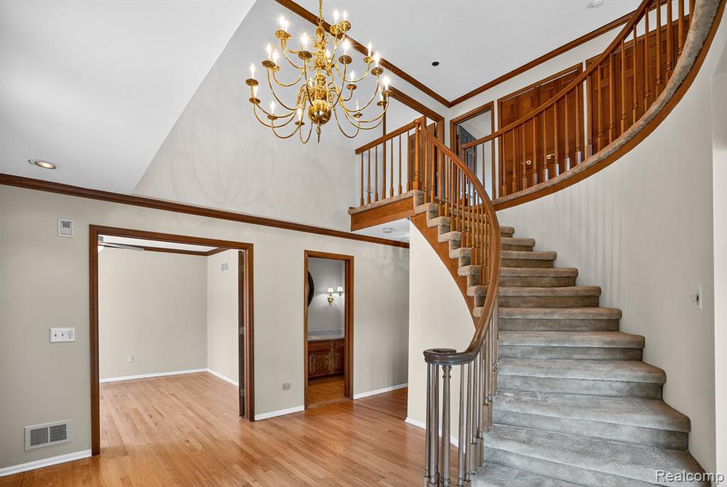 48342 Lake Valley Drive, Shelby Twp, MI 48317 — Photo 9
