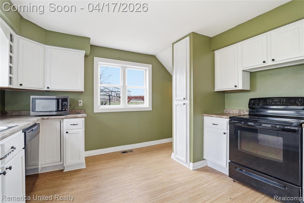 8375 Denton Hill Road, Fenton, MI 48430 — Photo 14