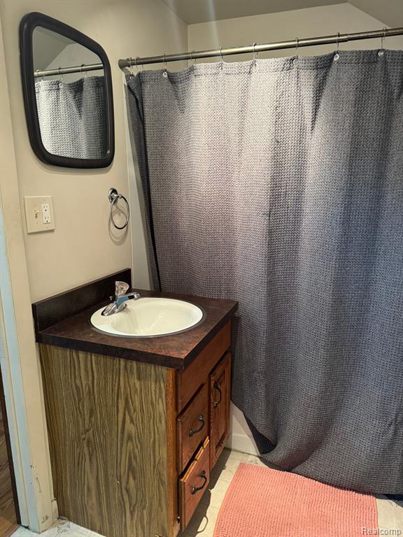 617 N LINCOLN Street, Durand, MI 48429 — Photo 23
