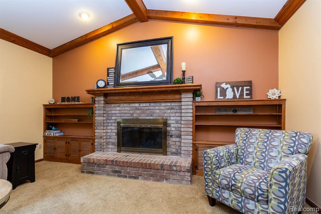 45515 EMERALD FOREST Drive, Novi, MI — Photo 21